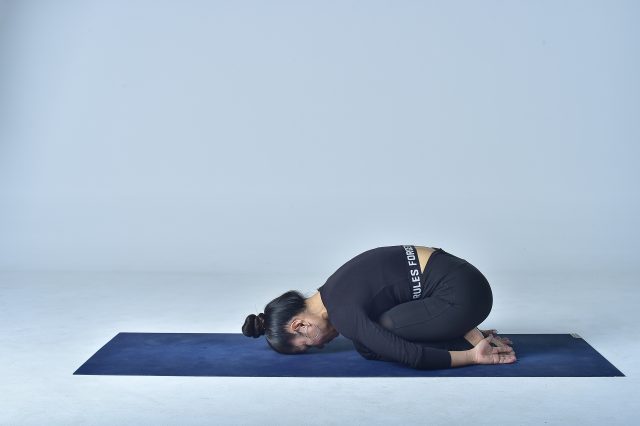 Nerry Toledo yoga poses